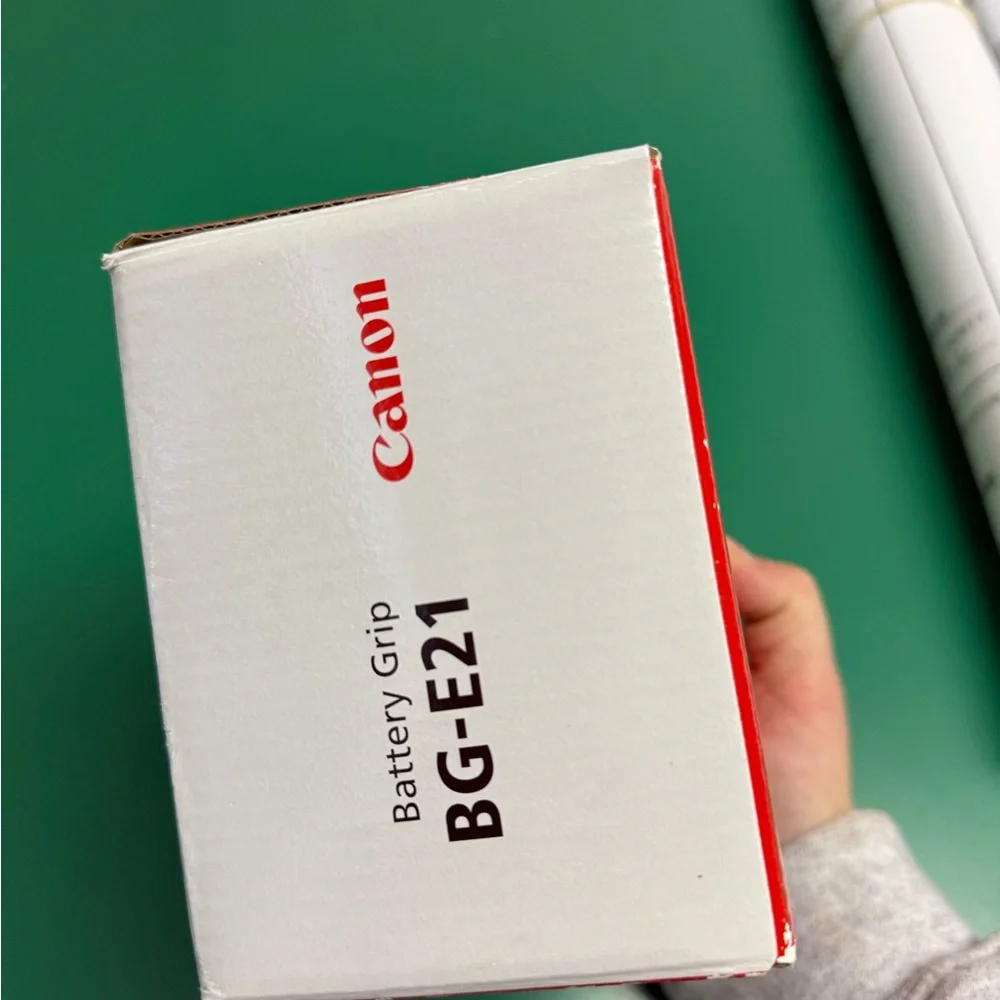Canon Black BG-E21 Battery Grip